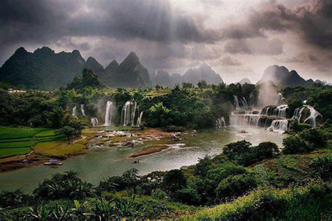 Showme Nan Detian Waterfall Guangxi China