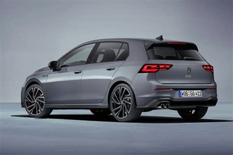 new volkswagen golf gti gte and gtd on sale now prices and specs revealed carwow