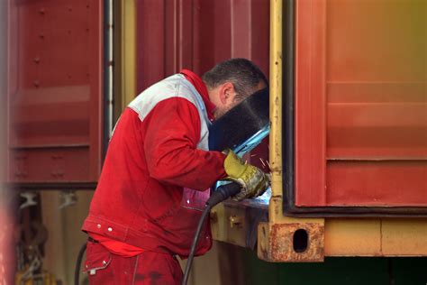 Was man durchaus vergisst, wenn man nur die malerische altstadt mit fachwerkhäuschen, „drei im weggla. Impressionen - CDN Container Depot Nürnberg