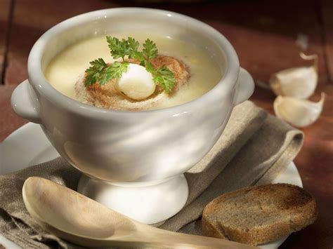 Creamy Garlic Soup Recipe Eat Smarter Usa
