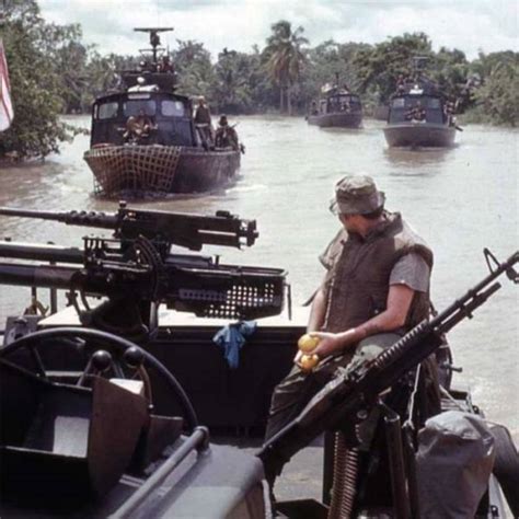 How Vietnam War Looked In Color 41 Pics