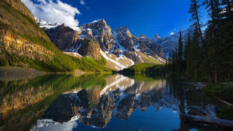 Alberta Banff National Park Canada Moraine Lake Mountain