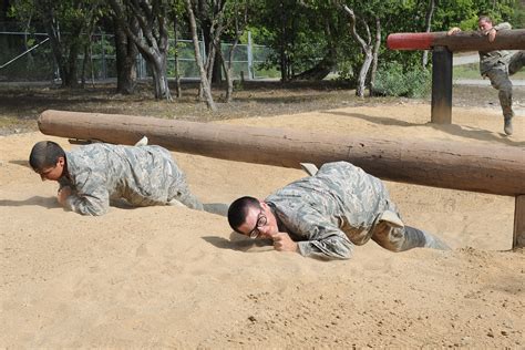 Bmt Trainees Complete Last Run On Closing Obstacle Course