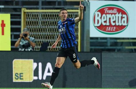 Is that his transition to football was not unpredictable as his family. Robin Gosens Jadi Bek Paling Sering Terlibat Gol di Eropa ...