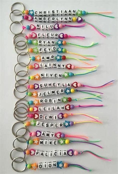Topf schlagen einem kind werden mit einem tuch die augen verbunden. Kindergeburtstag | Crafts, Camping crafts, Crafts for kids