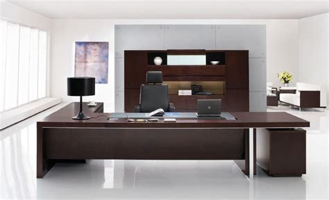 Often built with high grade materials on a large scale, these luxury pieces more elaborate designs include furniture and desk accessories to fashion an entire home office including your choice between an executive desk or computer desk. Office Desk Selection Made Easy | Modern office desk ...