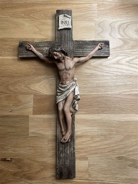 Jesus Nailed On The Cross Christian Hanging Wall Crucifix Inri 14 Inch