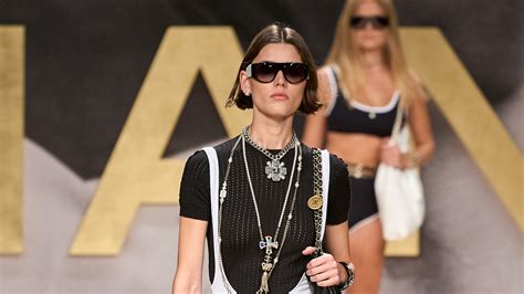 Chanel Spring 2022 Ready To Wear Collection Vogue