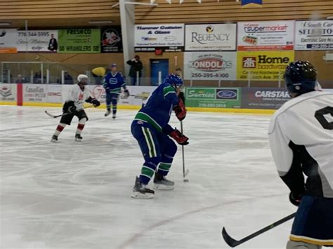 Canucks Alumni Game A Huge Success In 100 Mile House My Cariboo Now