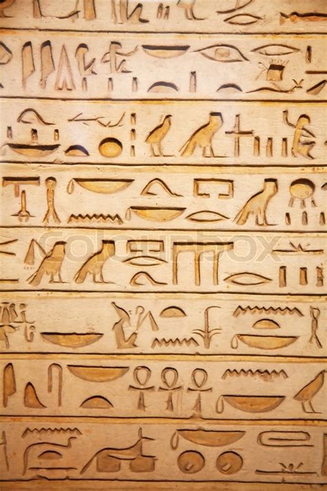 Gold und schwarzer vogel logo, kunst der alten ägypten ägyptischen gottheiten, ägypten, antike kunst, antikes ägypten png. Gamle Egypten hieroglyffer udhugget i ... | Stock foto ...