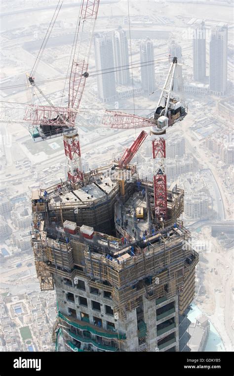 Construction Of The Burj Khalifa Dubai Uae Stock Photo Alamy