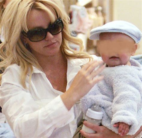 'magical' britney spears britney spears in her bedroom. Sorgerechtsstreit: Britney Spears soll Kinder misshandelt ...