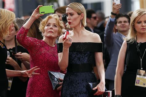 sarah paulson and holland taylor are dating tv guide