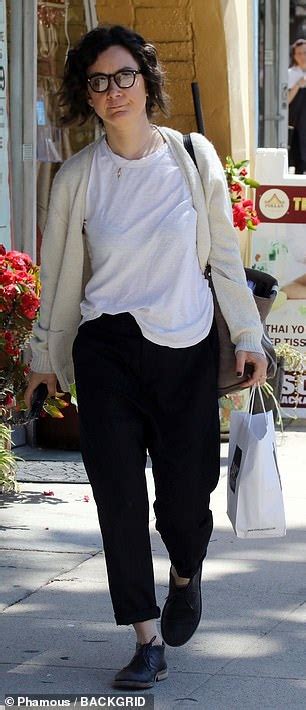 Sara Gilbert Dresses Down While Making A Food Run Out After Revealing