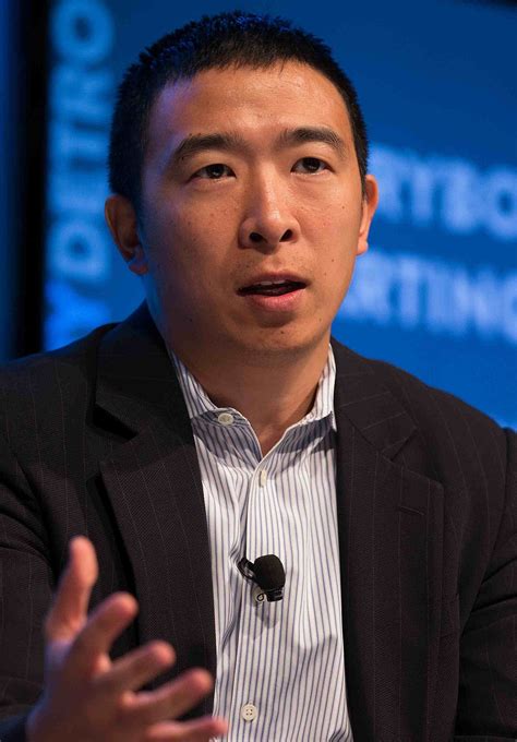 Andrew yang is a businessman, lawyer and philanthropist whose entrepreneurial endeavors led him to found the nonprofit ventures for america (vfa), which connects young professionals to innovative. Andrew Yang - Wikipedia