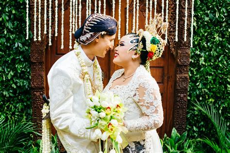 a traditional javanese wedding at a private home in jakarta indonesia