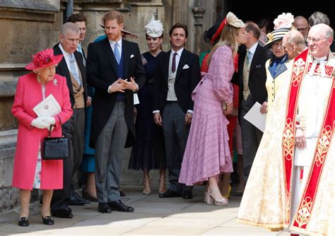 In Pictures Sarah Ferguson Stuns In Pink Outfit At Wedding Of Lady