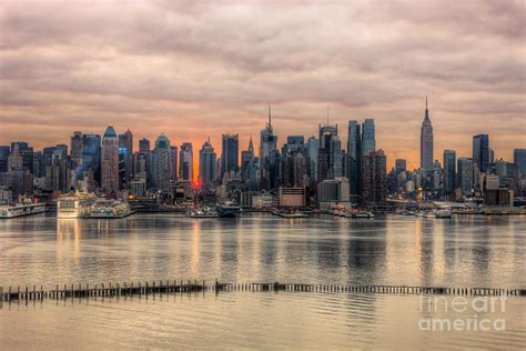 New York City Skyline At Sunrise Ii Photograph By Clarence Holmes Pixels