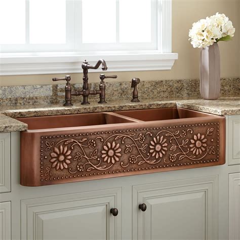 26 breathtaking farmhouse sink ideas to make your kitchen shine. 42" Sunflower 60/40 Offset Double-Bowl Copper Farmhouse ...