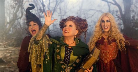 Hocus Pocus 2 Hairstyles Wigs And Products Used On Set Popsugar Beauty