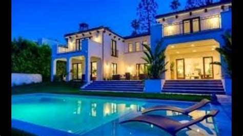 Are you ready to see neymar's amazing house? Neymar's house!!! | Celebrity houses, Mansions, Beverly ...