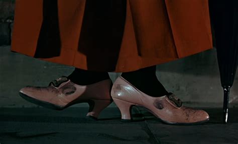 Mary Poppins Tapping Her Foot As The Chimney Sweeps Dance Mary Poppins Character Shoes