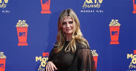 Mischa Barton Assiste Aux Mtv Movie And Tv Awards à Los Angeles Le 15