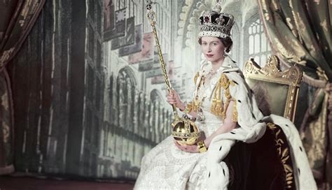 Elizabeth was born in mayfair, london. 'The Crown' offers rare portrait of young Elizabeth II-180341