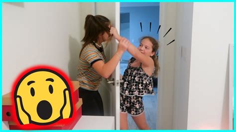 Fighting With My Sister Sisterforevervlogs 427 Youtube