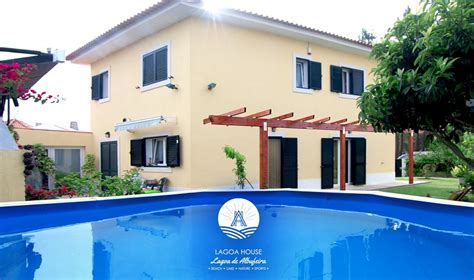 Vous cherchez une location sur la 1ere ligne praia da california sesimbra, t1 (maison mitoyenne) de 70 m2, 4 couchages, avec parking couvert et à 100m du centre ville? Sesimbra - LES 10 MEILLEURES locations d'appartements en 2021 (avec prix) | Locations de ...