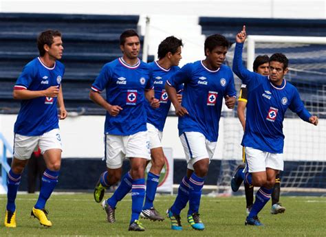 Altamirano Le Da A Cruz Azul Hidalgo Primer Triunfo En El Clausura