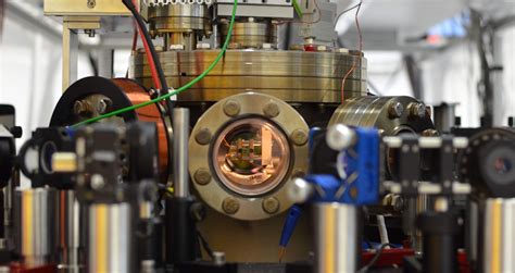 Researchers Build The Worlds Smallest Heat Engine Fau Erlangen Nürnberg