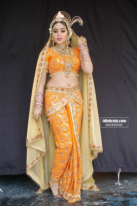 South Actress Shamna Kasim Navel Poorna Hot Sex Picture