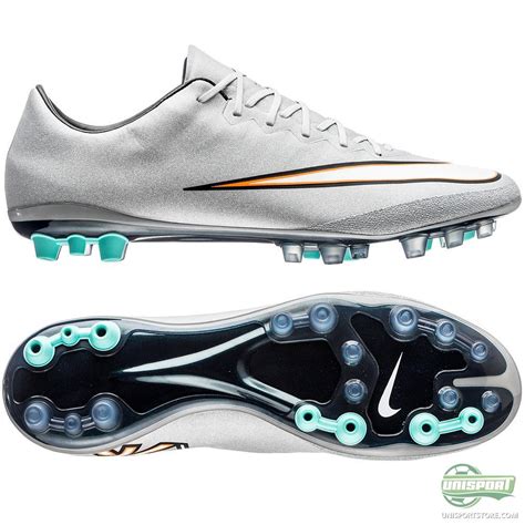 The football boot is the perfect boot for the player that has a need for speed. Nike - Mercurial Vapor X CR7 AG | www.unisportstore.com