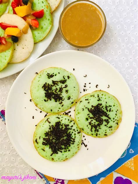 Kue Serabi Indonesian Pancakes With Coconut Mayuris Jikoni