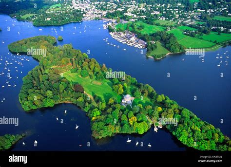 Belle Island Lake Windermere Hi Res Stock Photography And Images Alamy