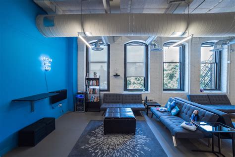 Fancy Art And Rooftop Decks Peek Inside 6 Of Chicagos Coolest Tech