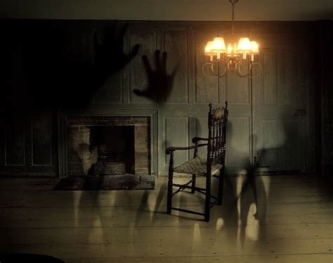5 Most Common Signs That Youre Living In A Haunted House Soulask