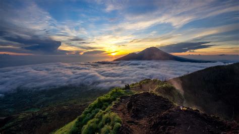 Обои Гора Агунг вулкан природа нагорье утро Full Hd Hdtv 1080p 16