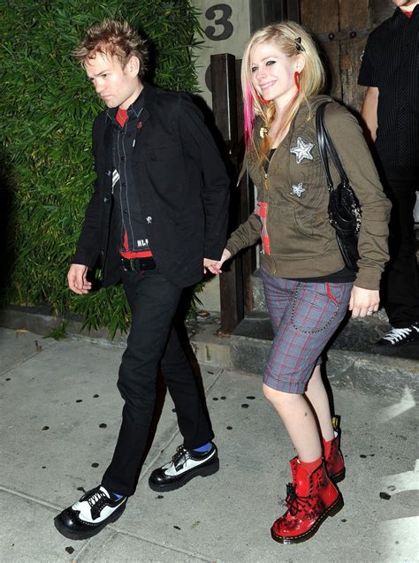 Avril Lavigne With Husband Deryck Whibley New Images Pictures 2012 ~ Hot Celebrity Emma Stone