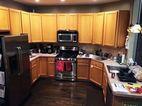 My father in law is going to give me the hardest time for this post. Golden Oak Kitchen Cabinets | Kitchen cabinets, Oak ...