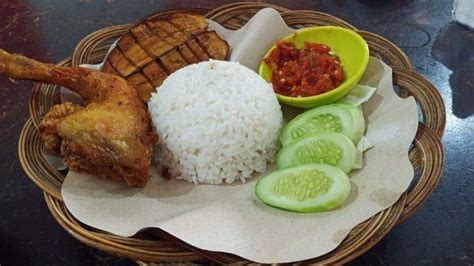 Bahan untuk 2x makan adalah. 3 Kuliner Pedas di Bogor untuk Menu Makan Siang, Mampir ke Sambel Setan Mang Ojon - Tribun Travel