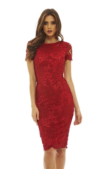 When you feel confident in your own skin, it shows. Women's Crochet Lace Midi Red Dress - AX Paris USA-Fashion ...