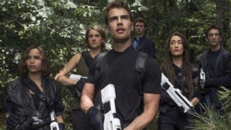 Akhir Petualangan Tris Dan Four Ini Sinopsis The Divergent Series