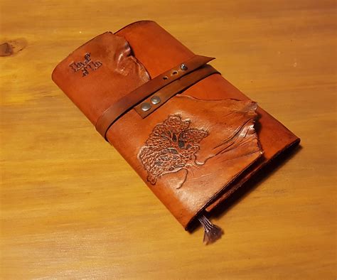 Aged Leather Cover for Moleskine : 6 Steps (with Pictures) - Instructables