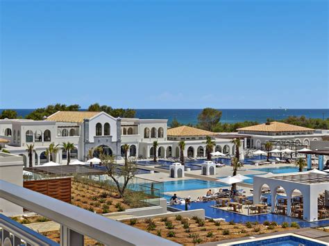 Anemos Luxury Grand Resort Holidaylifestyle