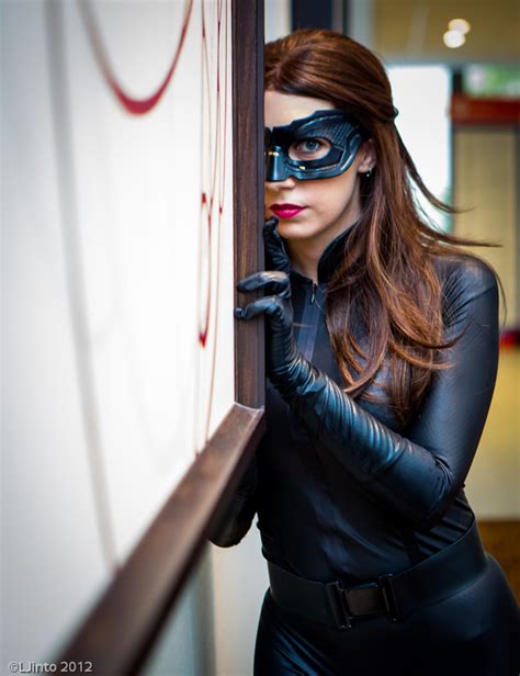 Catwoman Cosplay 2 Maskripper