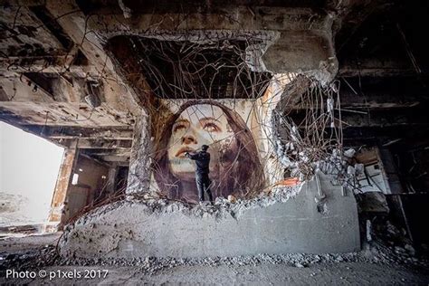 Artist Creates Giant Murals And Destroys Them Himself Before Anyone