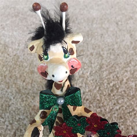 Adorable Giraffe Ready To Decorate Your Tree Christmas Ornaments