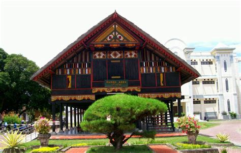 Penjelasan Filosofi Serta Gambar Rumah Adat Aceh Lengkap Lamudi